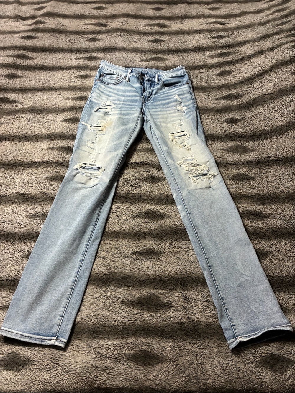 American Eagle Outfitters Light Blue Distressed Straight Leg Jeans